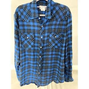 Wrangler Blue Plaid Button Down Shirt